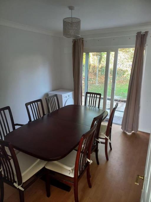 Large 4Bed Available Long-Term In Letterkenny Villa Exterior photo