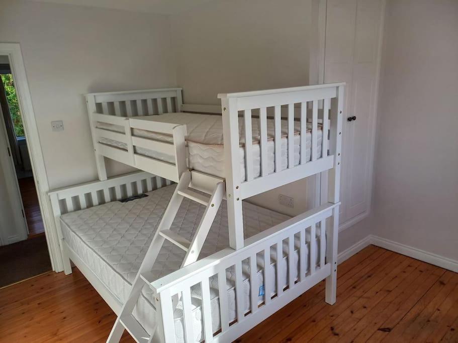 Large 4Bed Available Long-Term In Letterkenny Villa Exterior photo