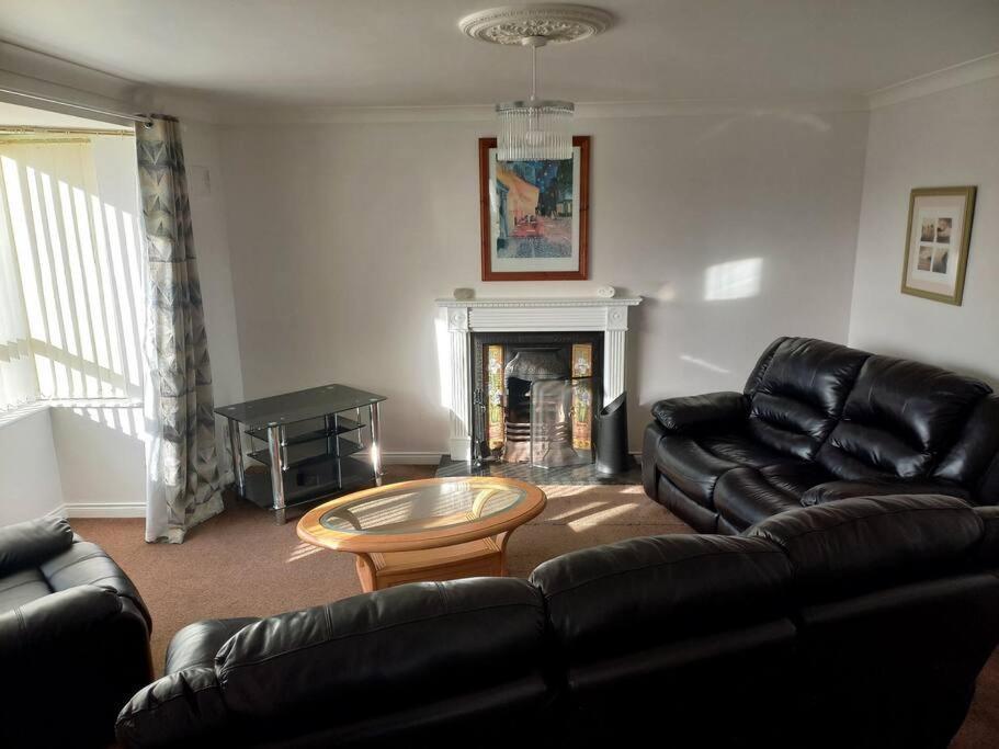 Large 4Bed Available Long-Term In Letterkenny Villa Exterior photo